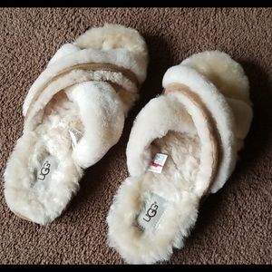 UGG Abela Slippers - 8 NWOT